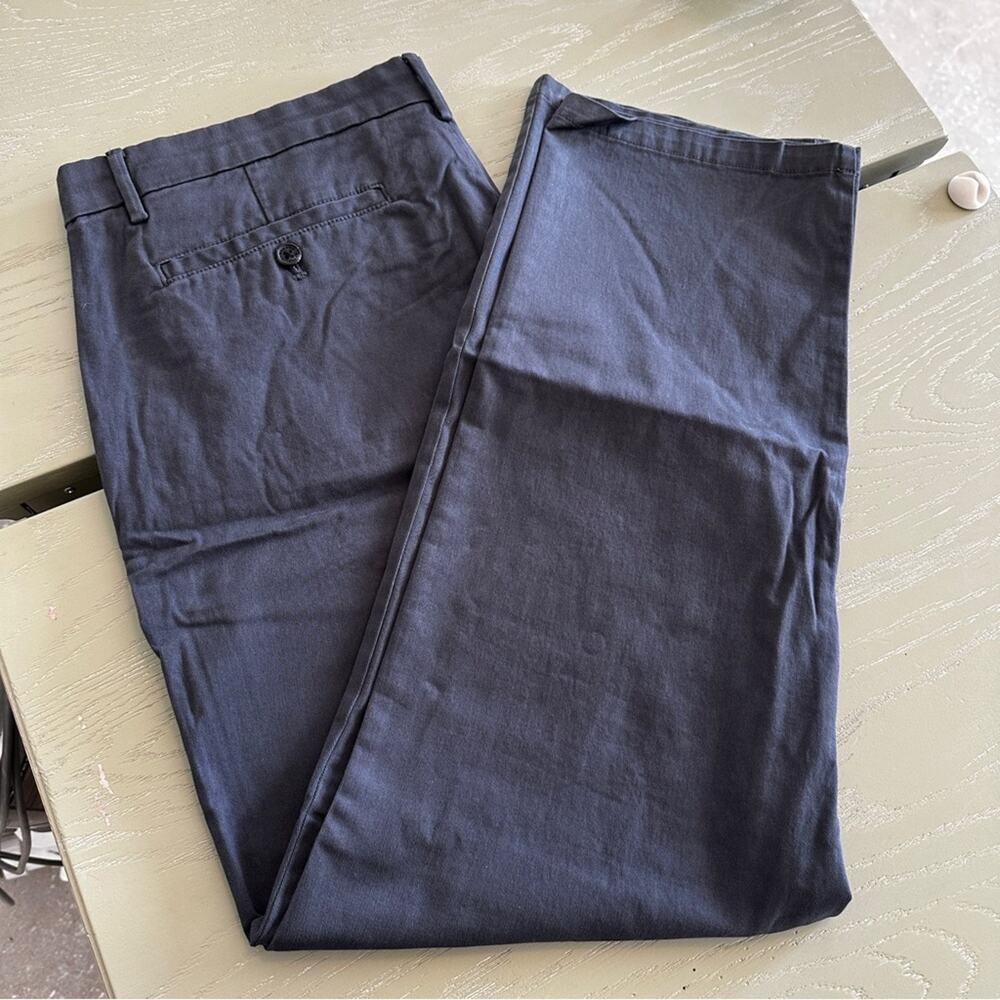 Banana Republic Men’s Chino Pant Gray 38x30 NWT - Picture 11 of 11